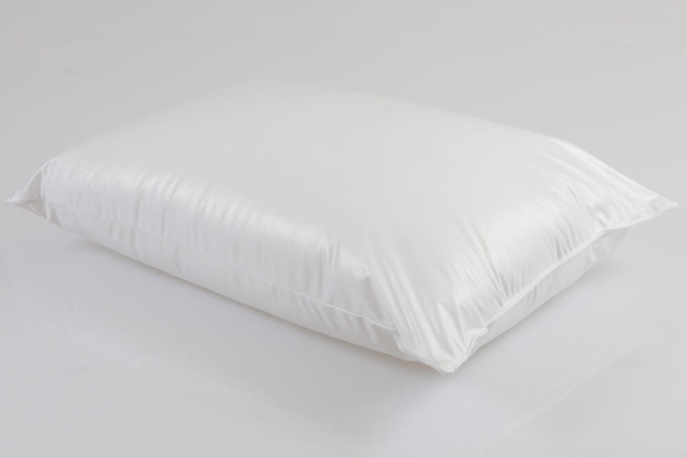 Protectiva Polyester Stay Clean Waterproof Pillow