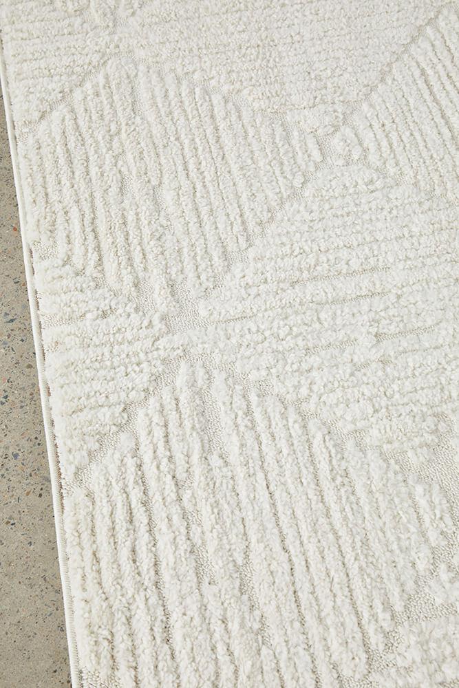 Serenade Shilo White Rug 400 x 300 CM