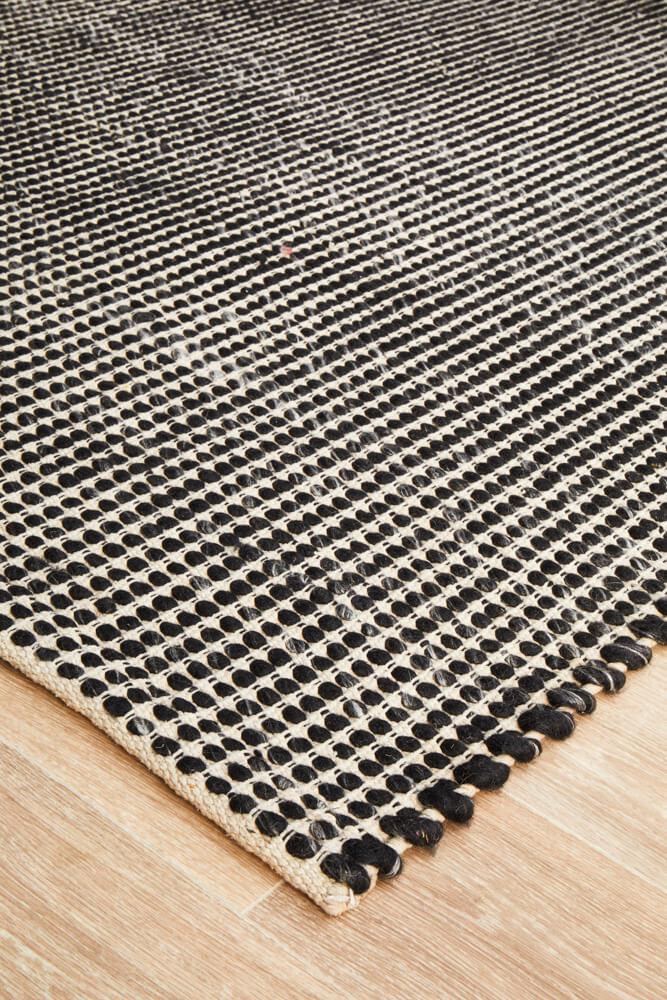 Skandinavian Black Rug 400 x 300 CM