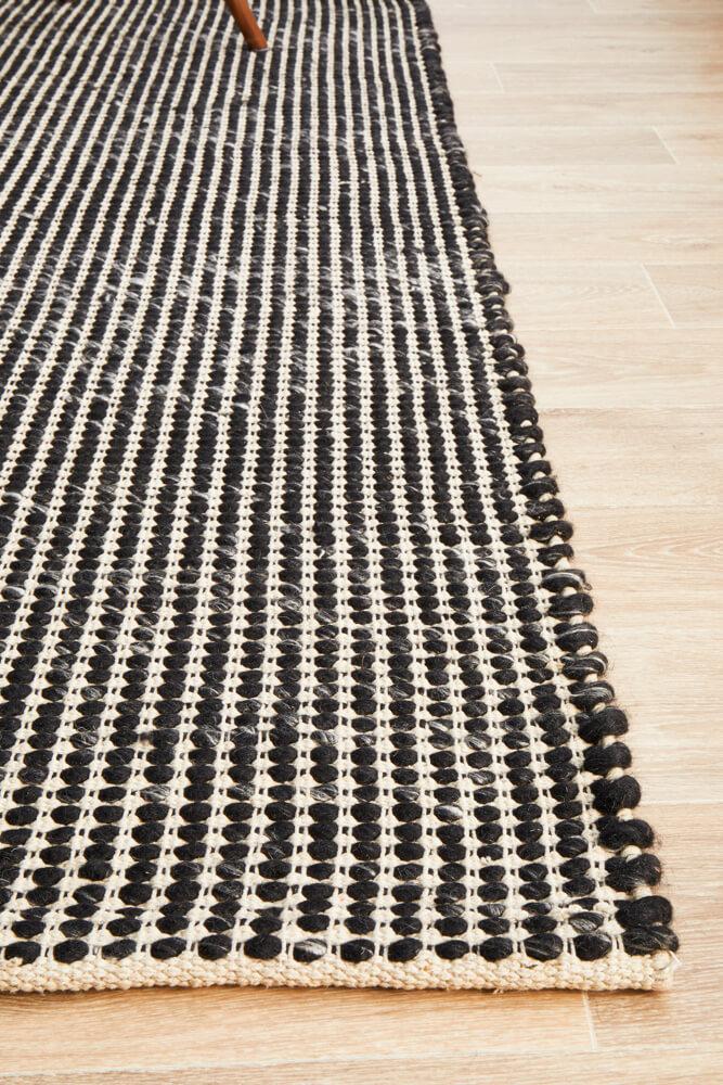 Skandinavian Black Rug 400 x 300 CM