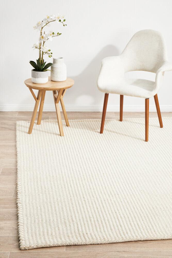 Skandinavian White Rug 225 x 155 CM