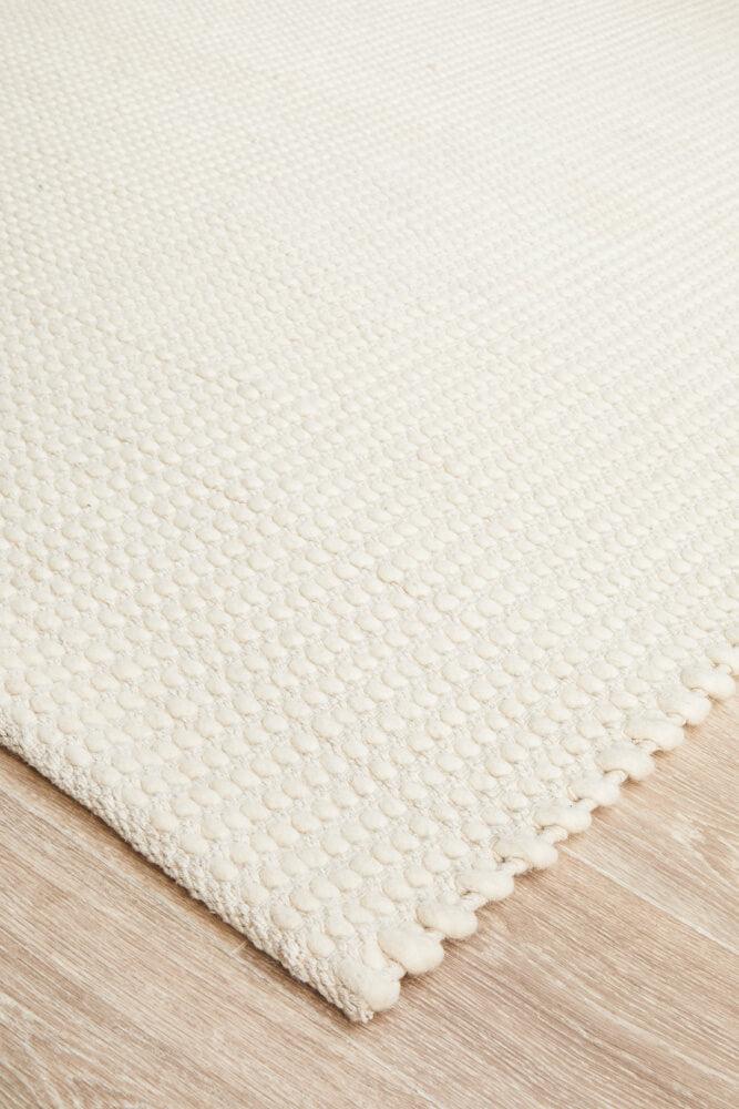 Skandinavian White Rug 225 x 155 CM