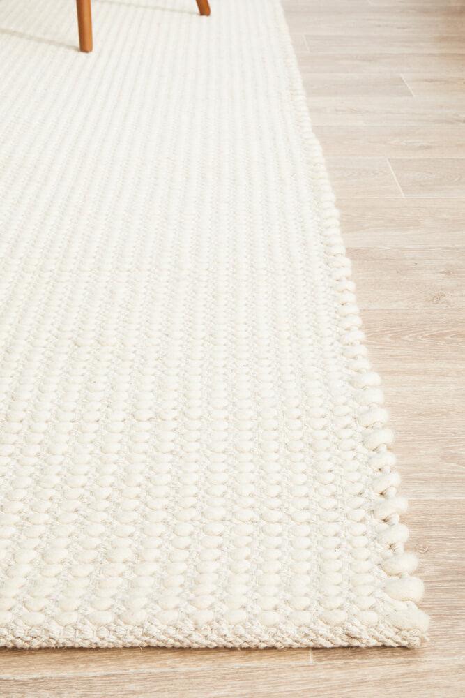 Skandinavian White Rug 225 x 155 CM