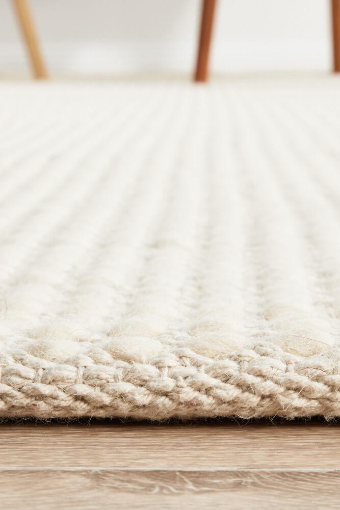 Skandinavian White Rug 225 x 155 CM